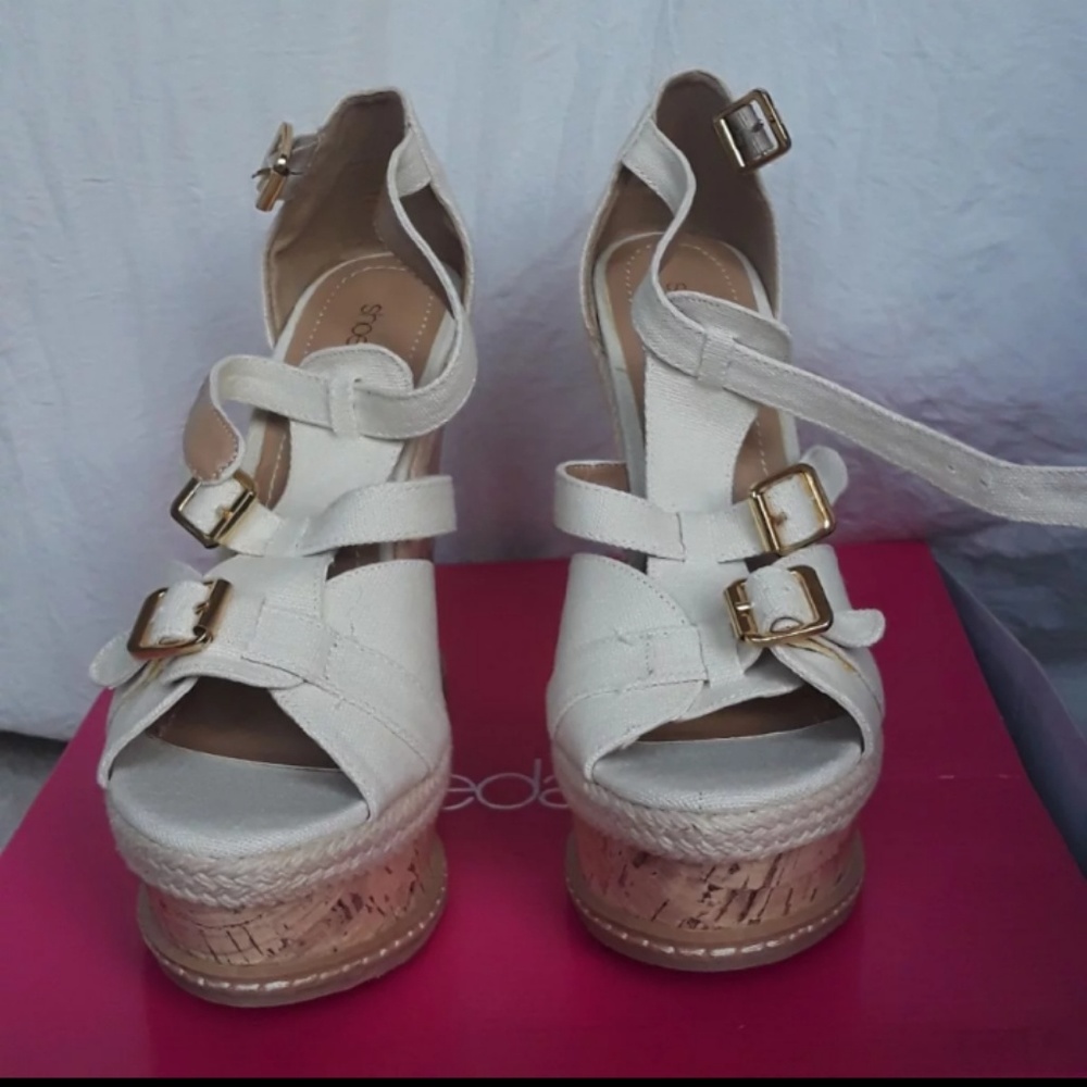 Wedges - Picture 2 of 6